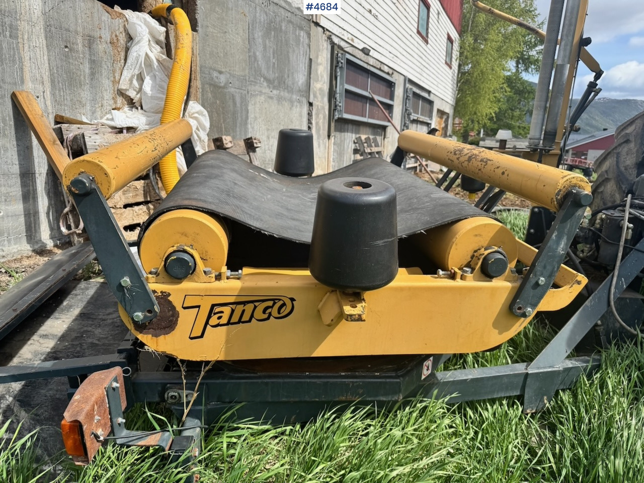 Tanco Autowrap 280ARC Round bale wrapper. - Oprema za prevrtanje sijena: slika  Tanco Autowrap 280ARC Round bale wrapper. - Oprema za prevrtanje sijena Tanco Autowrap 280ARC Round bale wrapper. - Oprema za prevrtanje sijena: slika  Tanco Autowrap 280ARC Round bale wrapper. - Oprema za prevrtanje sijena