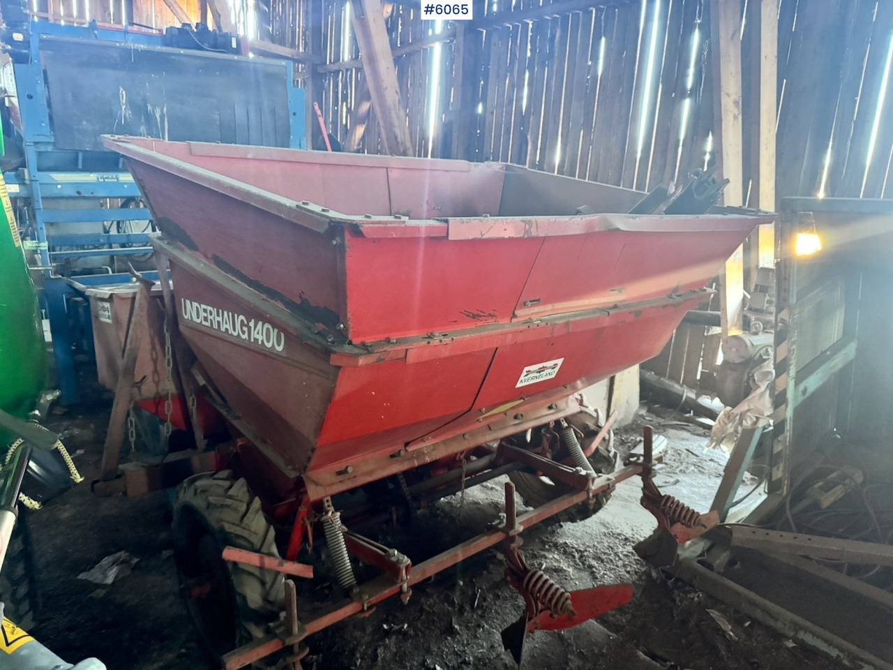 Underhaug 1400 potato planter - Sadilica za krumpir: slika  Underhaug 1400 potato planter - Sadilica za krumpir Underhaug 1400 potato planter - Sadilica za krumpir: slika  Underhaug 1400 potato planter - Sadilica za krumpir