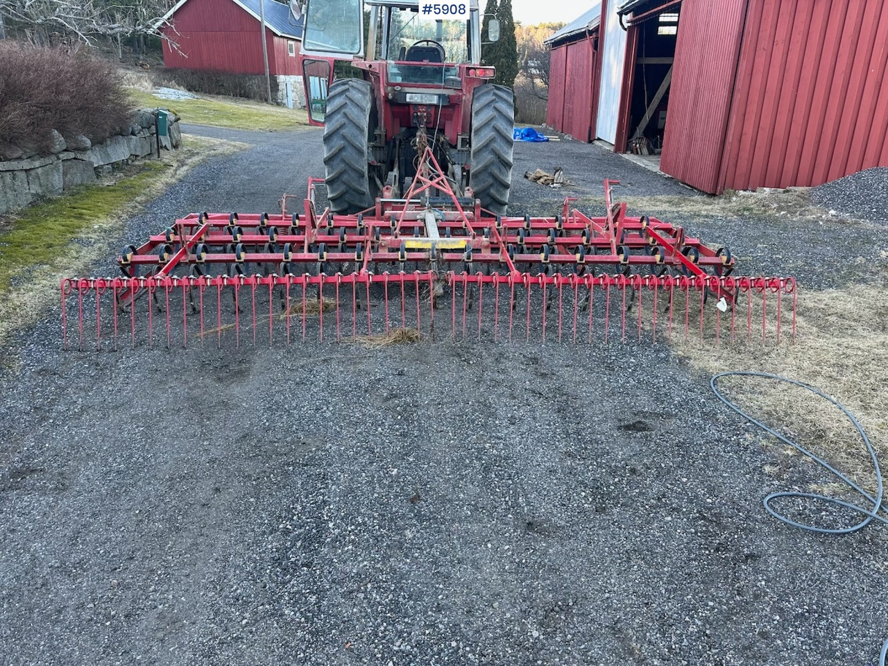 Väderstad Cultivator 4.6 m - Oprema za obradu tla: slika Väderstad Cultivator 4.6 m - Oprema za obradu tla Väderstad Cultivator 4.6 m - Oprema za obradu tla: slika Väderstad Cultivator 4.6 m - Oprema za obradu tla