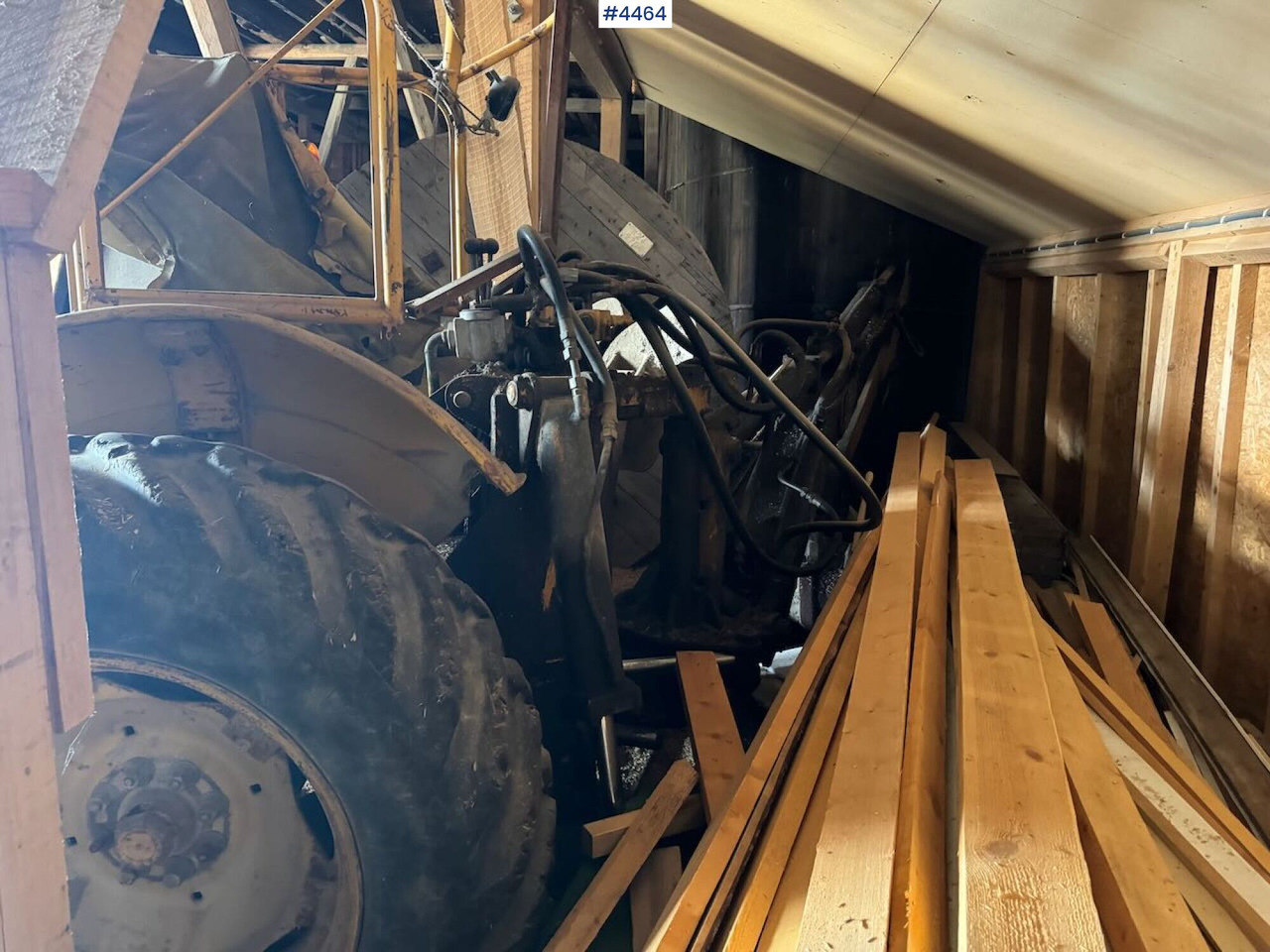 Volvo traktorgraver. Rep object. - Traktor: slika Volvo traktorgraver. Rep object. - Traktor Volvo traktorgraver. Rep object. - Traktor: slika Volvo traktorgraver. Rep object. - Traktor