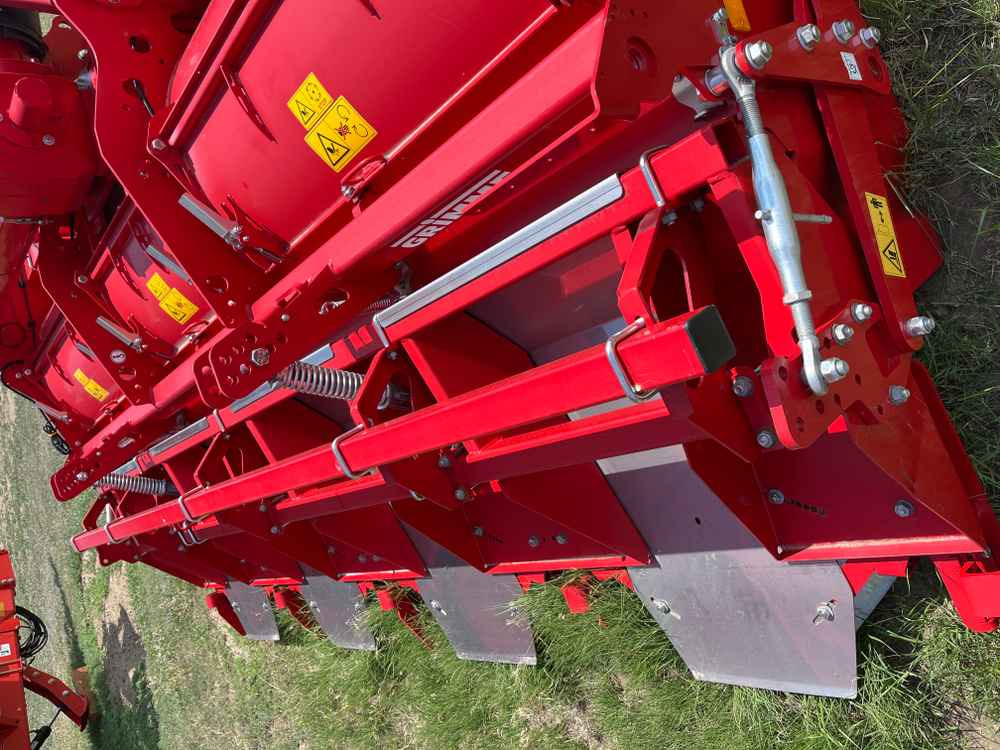 Grimme GF 400 - Kombajn: slika Grimme GF 400 - Kombajn Grimme GF 400 - Kombajn: slika Grimme GF 400 - Kombajn