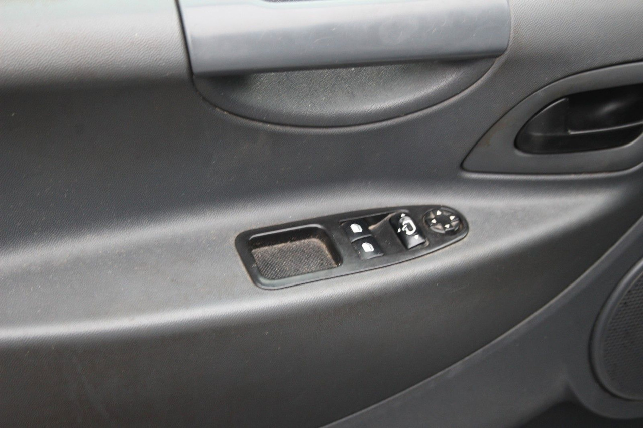 Fiat Scudo Multicab L2H1 130 Multijet 5Sitze Klima - Mali kombi, Dostavno vozilo s dvostrukom kabinom: slika Fiat Scudo Multicab L2H1 130 Multijet 5Sitze Klima - Mali kombi, Dostavno vozilo s dvostrukom kabinom Fiat Scudo Multicab L2H1 130 Multijet 5Sitze Klima - Mali kombi, Dostavno vozilo s dvostrukom kabinom: slika Fiat Scudo Multicab L2H1 130 Multijet 5Sitze Klima - Mali kombi, Dostavno vozilo s dvostrukom kabinom