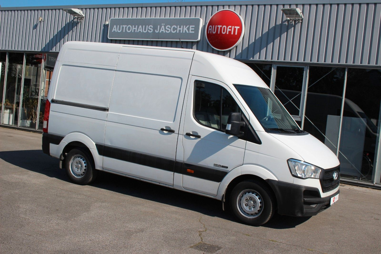 Hyundai H350 Kasten L2H2 Profi Klima 137tKM - Furgon: slika Hyundai H350 Kasten L2H2 Profi Klima 137tKM - Furgon Hyundai H350 Kasten L2H2 Profi Klima 137tKM - Furgon: slika Hyundai H350 Kasten L2H2 Profi Klima 137tKM - Furgon