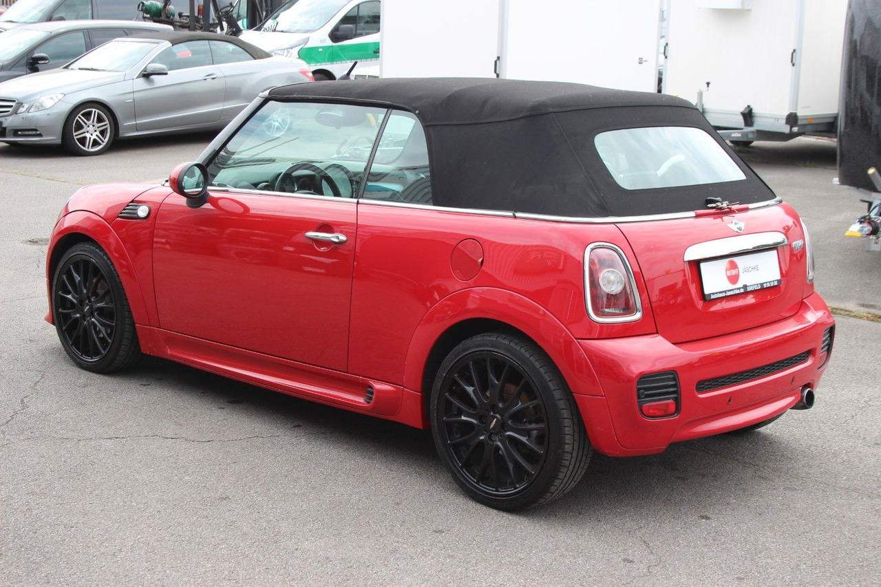 MINI COOPER Cabrio "Works Exterieur" Pepper 114tKM - Automobil: slika MINI COOPER Cabrio "Works Exterieur" Pepper 114tKM - Automobil MINI COOPER Cabrio "Works Exterieur" Pepper 114tKM - Automobil: slika MINI COOPER Cabrio "Works Exterieur" Pepper 114tKM - Automobil