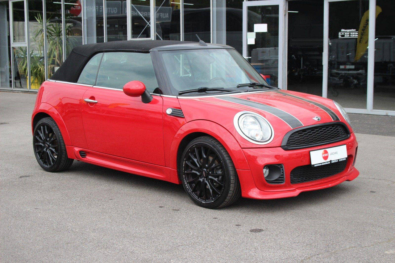 MINI COOPER Cabrio "Works Exterieur" Pepper 114tKM - Automobil: slika MINI COOPER Cabrio "Works Exterieur" Pepper 114tKM - Automobil MINI COOPER Cabrio "Works Exterieur" Pepper 114tKM - Automobil: slika MINI COOPER Cabrio "Works Exterieur" Pepper 114tKM - Automobil