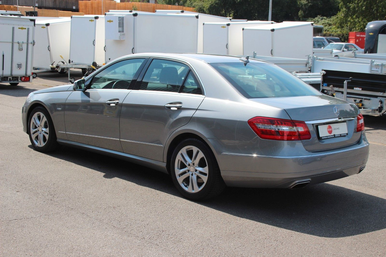 Mercedes-Benz CGI BlueEfficiency Avantgarde Automatik 59980 KM - Limuzina: slika Mercedes-Benz CGI BlueEfficiency Avantgarde Automatik 59980 KM - Limuzina Mercedes-Benz CGI BlueEfficiency Avantgarde Automatik 59980 KM - Limuzina: slika Mercedes-Benz CGI BlueEfficiency Avantgarde Automatik 59980 KM - Limuzina