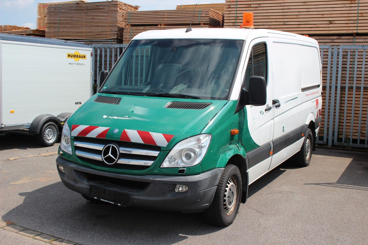 Mercedes-Benz Sprinter II Kasten 316 CDI Spülwagen KaRo - Vakum kamion: slika Mercedes-Benz Sprinter II Kasten 316 CDI Spülwagen KaRo - Vakum kamion Mercedes-Benz Sprinter II Kasten 316 CDI Spülwagen KaRo - Vakum kamion: slika Mercedes-Benz Sprinter II Kasten 316 CDI Spülwagen KaRo - Vakum kamion