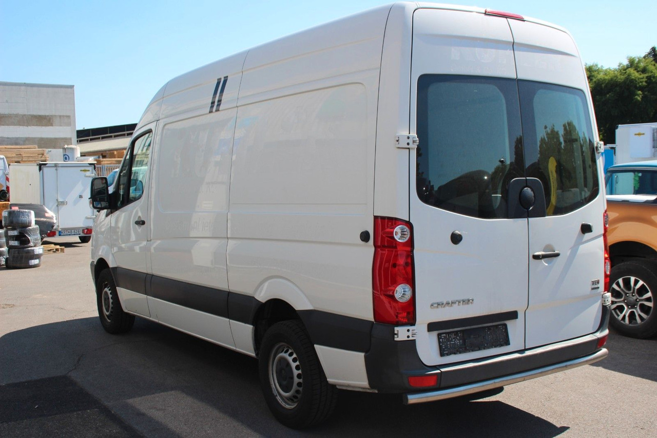 Volkswagen Crafter Kasten 35 mittel L2H2 KLIMA 1.Hand - Putnički kombi: slika Volkswagen Crafter Kasten 35 mittel L2H2 KLIMA 1.Hand - Putnički kombi Volkswagen Crafter Kasten 35 mittel L2H2 KLIMA 1.Hand - Putnički kombi: slika Volkswagen Crafter Kasten 35 mittel L2H2 KLIMA 1.Hand - Putnički kombi