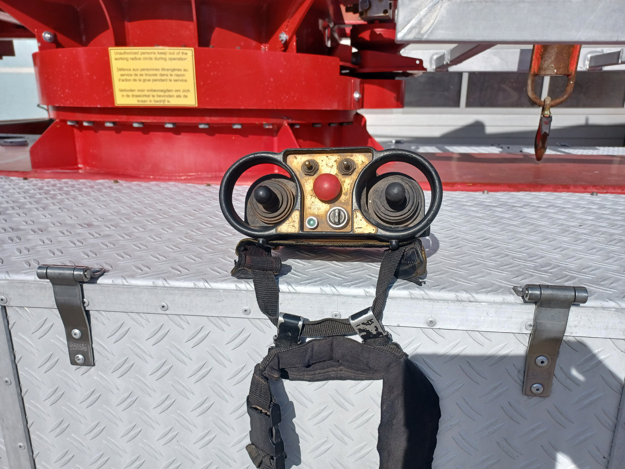 Nissan ECO - T.160 - Autodizalica: slika Nissan ECO - T.160 - Autodizalica Nissan ECO - T.160 - Autodizalica: slika Nissan ECO - T.160 - Autodizalica