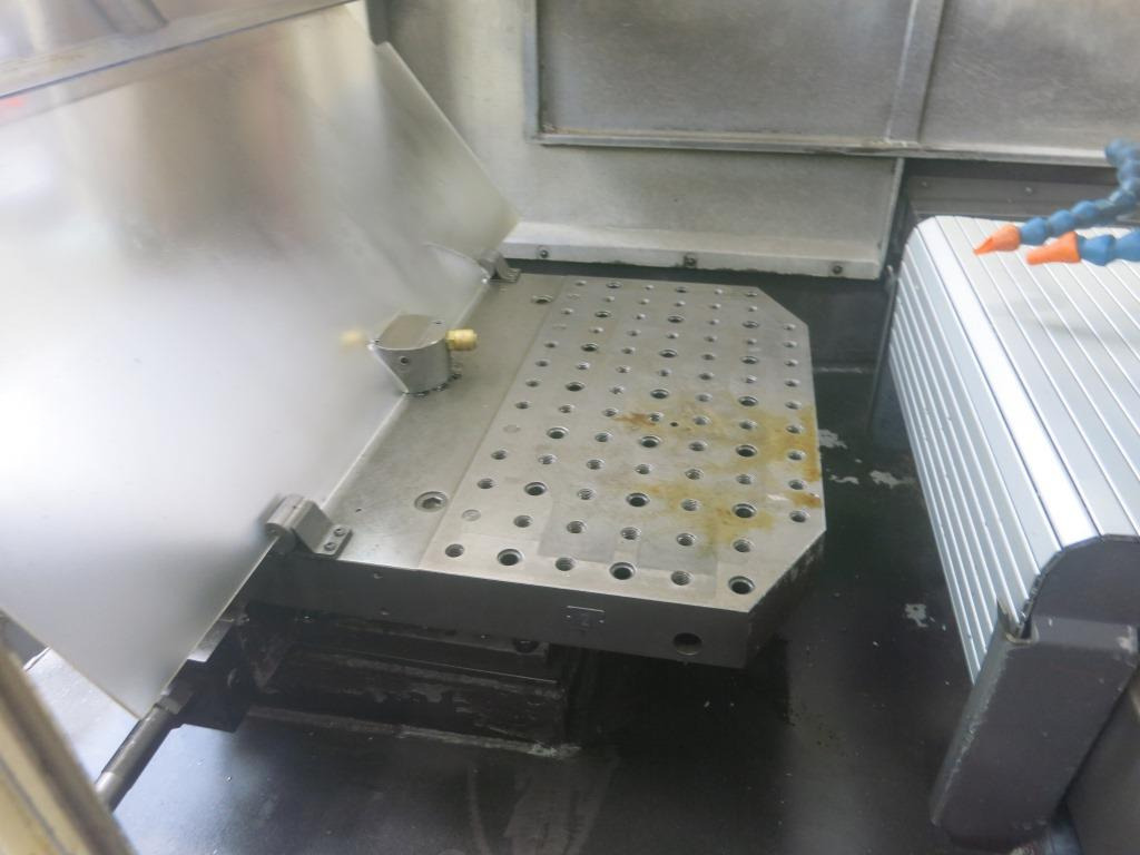 Chiron FZ 12 W Manum - CNC obradni centar: slika Chiron FZ 12 W Manum - CNC obradni centar Chiron FZ 12 W Manum - CNC obradni centar: slika Chiron FZ 12 W Manum - CNC obradni centar