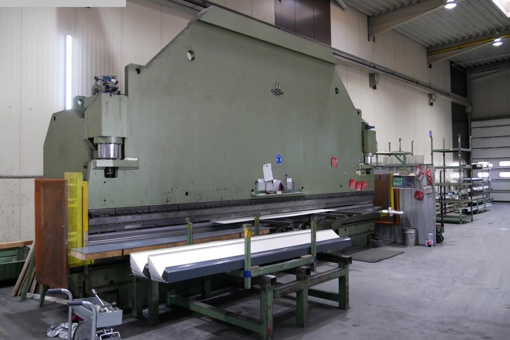 EHT EHP S 320-7250 - Stroj za obradu metala: slika EHT EHP S 320-7250 - Stroj za obradu metala EHT EHP S 320-7250 - Stroj za obradu metala: slika EHT EHP S 320-7250 - Stroj za obradu metala