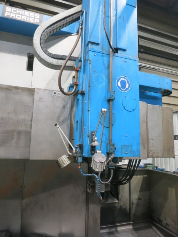 SCHIESS 27DE200 - Strug za metal: slika SCHIESS 27DE200 - Strug za metal SCHIESS 27DE200 - Strug za metal: slika SCHIESS 27DE200 - Strug za metal