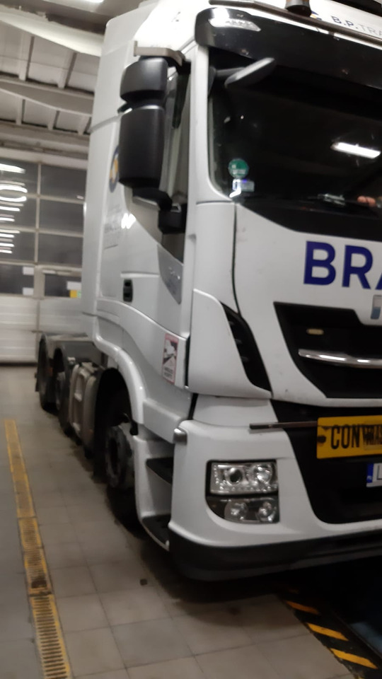 IVECO IVECO STRALIS 510 Hi-Way AS 440STX/P Euro VI z salonu Italia - Tegljač: slika IVECO IVECO STRALIS 510 Hi-Way AS 440STX/P Euro VI z salonu Italia - Tegljač IVECO IVECO STRALIS 510 Hi-Way AS 440STX/P Euro VI z salonu Italia - Tegljač: slika IVECO IVECO STRALIS 510 Hi-Way AS 440STX/P Euro VI z salonu Italia - Tegljač