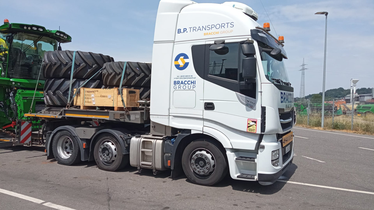 IVECO IVECO STRALIS 510 Hi-Way AS 440STX/P Euro VI z salonu Italia - Tegljač: slika IVECO IVECO STRALIS 510 Hi-Way AS 440STX/P Euro VI z salonu Italia - Tegljač IVECO IVECO STRALIS 510 Hi-Way AS 440STX/P Euro VI z salonu Italia - Tegljač: slika IVECO IVECO STRALIS 510 Hi-Way AS 440STX/P Euro VI z salonu Italia - Tegljač