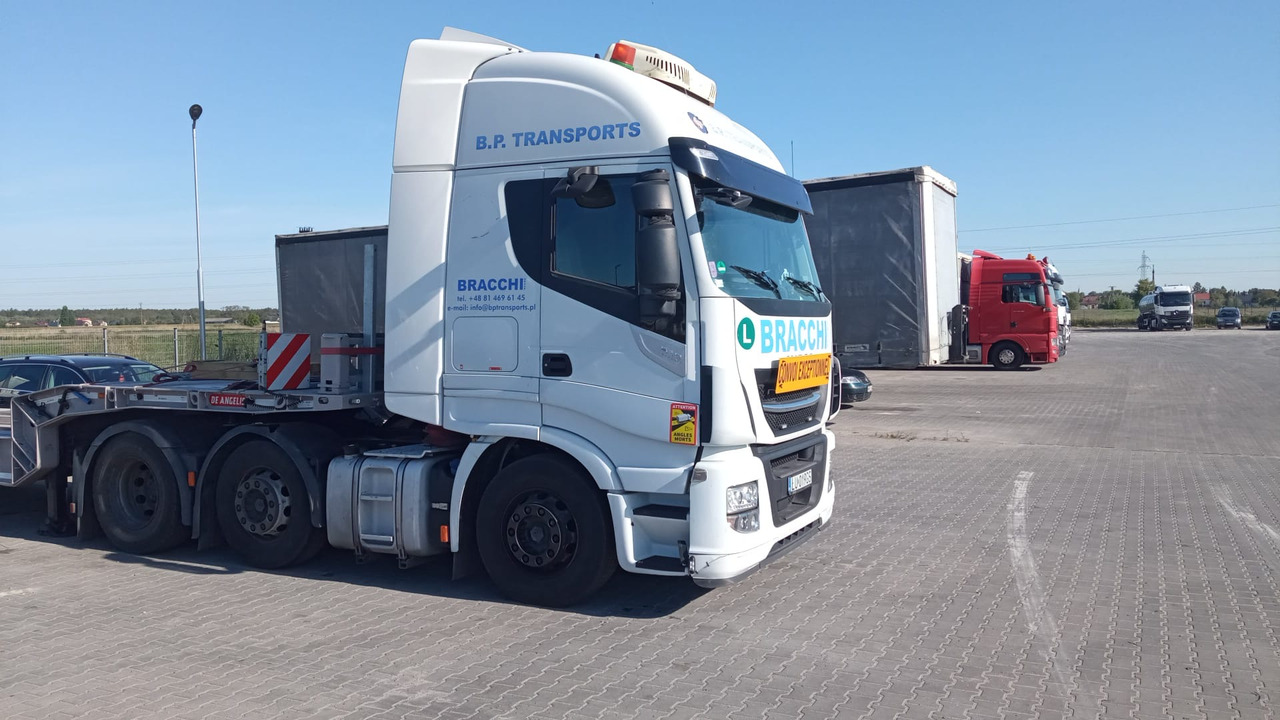 Iveco Stralis 510 AS440STX/P 6X2 2018 Salon Polska - Tegljač: slika Iveco Stralis 510 AS440STX/P 6X2 2018 Salon Polska - Tegljač Iveco Stralis 510 AS440STX/P 6X2 2018 Salon Polska - Tegljač: slika Iveco Stralis 510 AS440STX/P 6X2 2018 Salon Polska - Tegljač