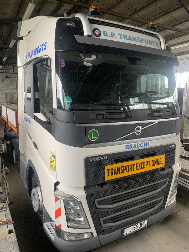 VOLVO VOLVO FH 6x2 500 Euro VI, salon Polska, ASO - Tegljač: slika VOLVO VOLVO FH 6x2 500 Euro VI, salon Polska, ASO - Tegljač VOLVO VOLVO FH 6x2 500 Euro VI, salon Polska, ASO - Tegljač: slika VOLVO VOLVO FH 6x2 500 Euro VI, salon Polska, ASO - Tegljač
