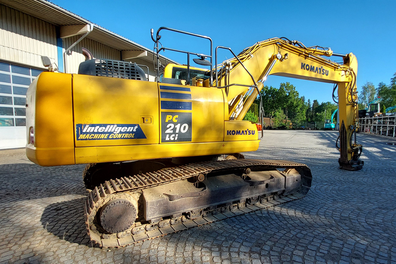 Komatsu PC210LCi-10 - Bager gusjeničar: slika Komatsu PC210LCi-10 - Bager gusjeničar Komatsu PC210LCi-10 - Bager gusjeničar: slika Komatsu PC210LCi-10 - Bager gusjeničar