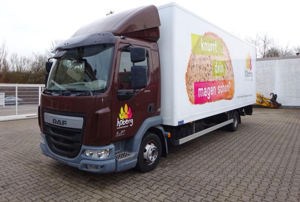 DAF LF 220 Koffer mit Palfinger LBW 4x2 DAF LF 220 Koffer mit Palfinger LBW 4x2 - Dostavno vozilo sa zatvorenim sandukom: slika DAF LF 220 Koffer mit Palfinger LBW 4x2 DAF LF 220 Koffer mit Palfinger LBW 4x2 - Dostavno vozilo sa zatvorenim sandukom DAF LF 220 Koffer mit Palfinger LBW 4x2 DAF LF 220 Koffer mit Palfinger LBW 4x2 - Dostavno vozilo sa zatvorenim sandukom: slika DAF LF 220 Koffer mit Palfinger LBW 4x2 DAF LF 220 Koffer mit Palfinger LBW 4x2 - Dostavno vozilo sa zatvorenim sandukom