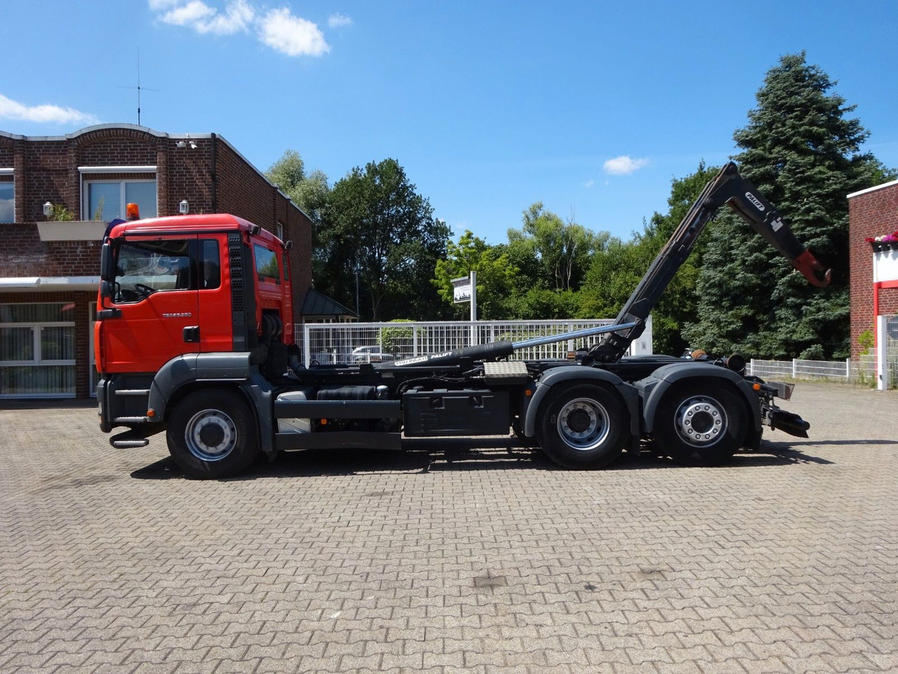 MAN 26.360 TGA PALFINGER Abroller 6x2-4 Hydrodrive - Kamion s kukastom dizalicom: slika MAN 26.360 TGA PALFINGER Abroller 6x2-4 Hydrodrive - Kamion s kukastom dizalicom MAN 26.360 TGA PALFINGER Abroller 6x2-4 Hydrodrive - Kamion s kukastom dizalicom: slika MAN 26.360 TGA PALFINGER Abroller 6x2-4 Hydrodrive - Kamion s kukastom dizalicom