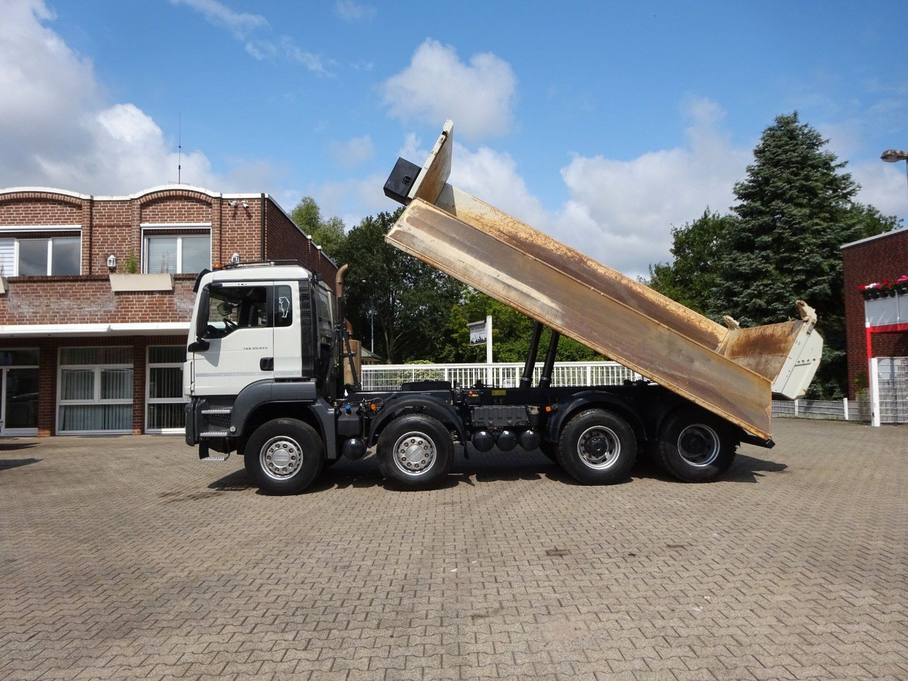 MAN 35.470 TGS MEILLER 3Skipper + Bordmatik 8x4 - Kiper: slika MAN 35.470 TGS MEILLER 3Skipper + Bordmatik 8x4 - Kiper MAN 35.470 TGS MEILLER 3Skipper + Bordmatik 8x4 - Kiper: slika MAN 35.470 TGS MEILLER 3Skipper + Bordmatik 8x4 - Kiper