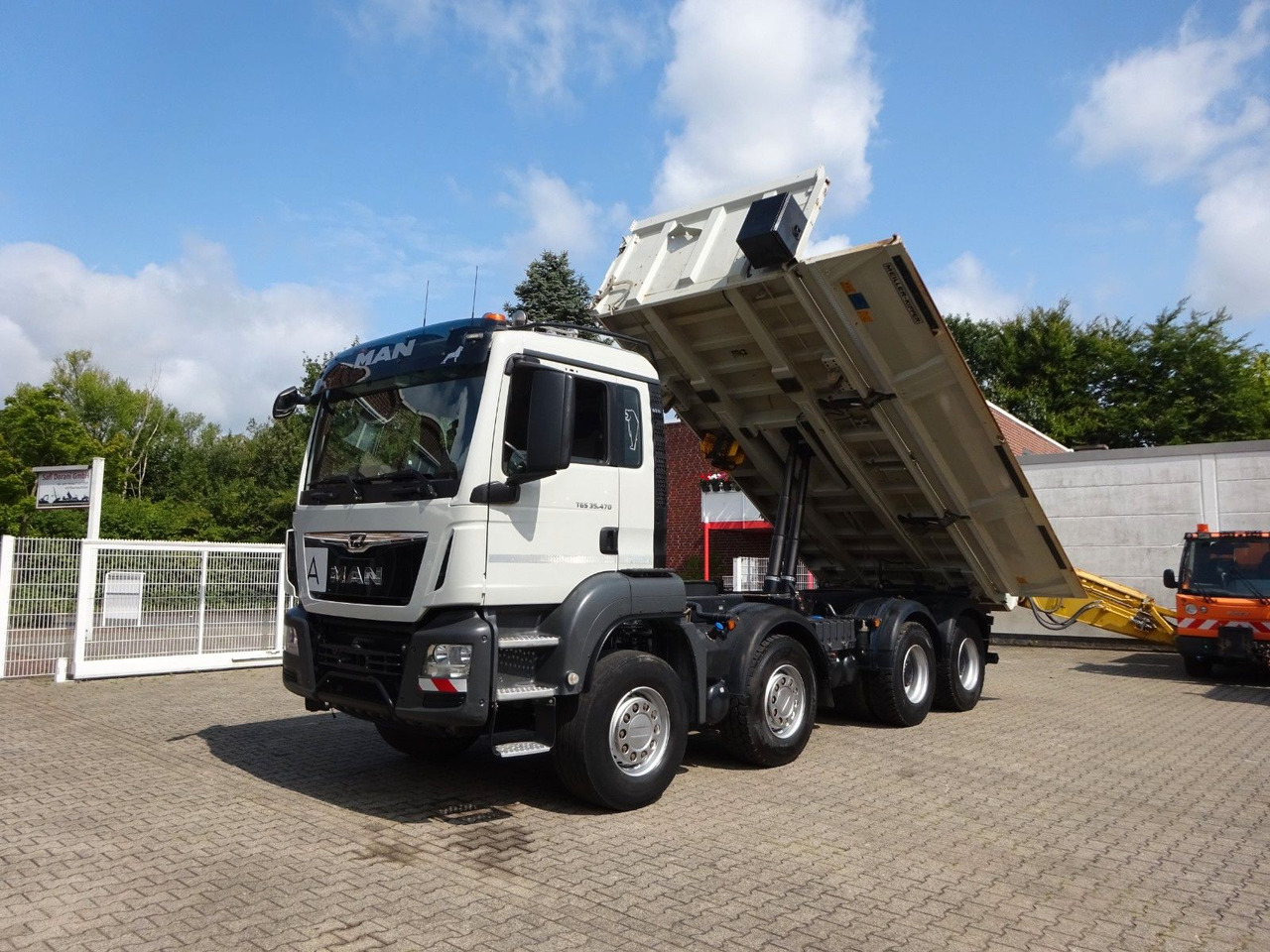MAN 35.470 TGS MEILLER 3Skipper + Bordmatik 8x4 - Kiper: slika MAN 35.470 TGS MEILLER 3Skipper + Bordmatik 8x4 - Kiper MAN 35.470 TGS MEILLER 3Skipper + Bordmatik 8x4 - Kiper: slika MAN 35.470 TGS MEILLER 3Skipper + Bordmatik 8x4 - Kiper