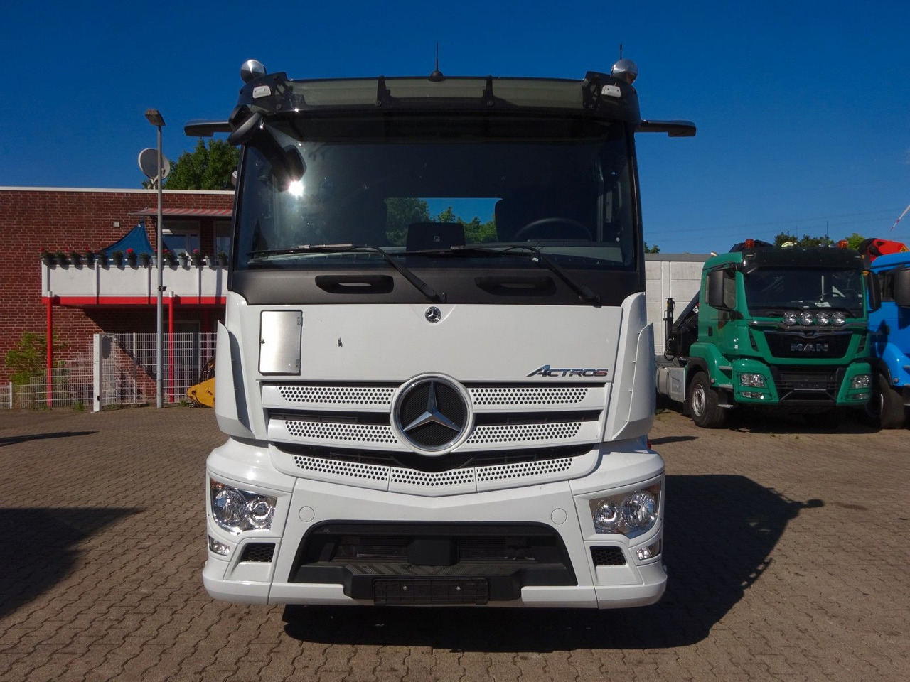 Kiper Mercedes-Benz 1840 Actros Absetzkipper NEUFAHRZEUG mit 1645 km: slika Kiper Mercedes-Benz 1840 Actros Absetzkipper NEUFAHRZEUG mit 1645 km