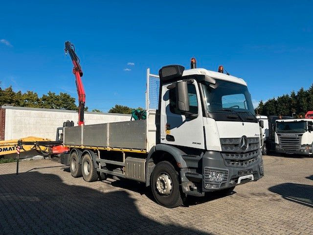 Mercedes-Benz 2636 Pritsche + Fassi F135 Kran 6x4 Blatt-Blatt - Kamion s kranom: slika Mercedes-Benz 2636 Pritsche + Fassi F135 Kran 6x4 Blatt-Blatt - Kamion s kranom Mercedes-Benz 2636 Pritsche + Fassi F135 Kran 6x4 Blatt-Blatt - Kamion s kranom: slika Mercedes-Benz 2636 Pritsche + Fassi F135 Kran 6x4 Blatt-Blatt - Kamion s kranom
