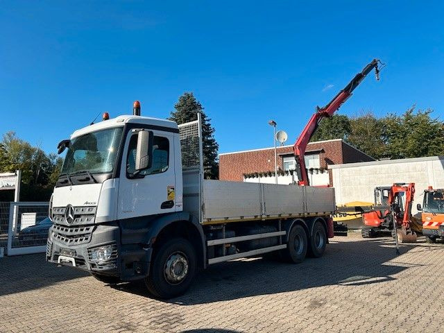Mercedes-Benz 2636 Pritsche + Fassi F135 Kran 6x4 Blatt-Blatt - Kamion s kranom: slika Mercedes-Benz 2636 Pritsche + Fassi F135 Kran 6x4 Blatt-Blatt - Kamion s kranom Mercedes-Benz 2636 Pritsche + Fassi F135 Kran 6x4 Blatt-Blatt - Kamion s kranom: slika Mercedes-Benz 2636 Pritsche + Fassi F135 Kran 6x4 Blatt-Blatt - Kamion s kranom