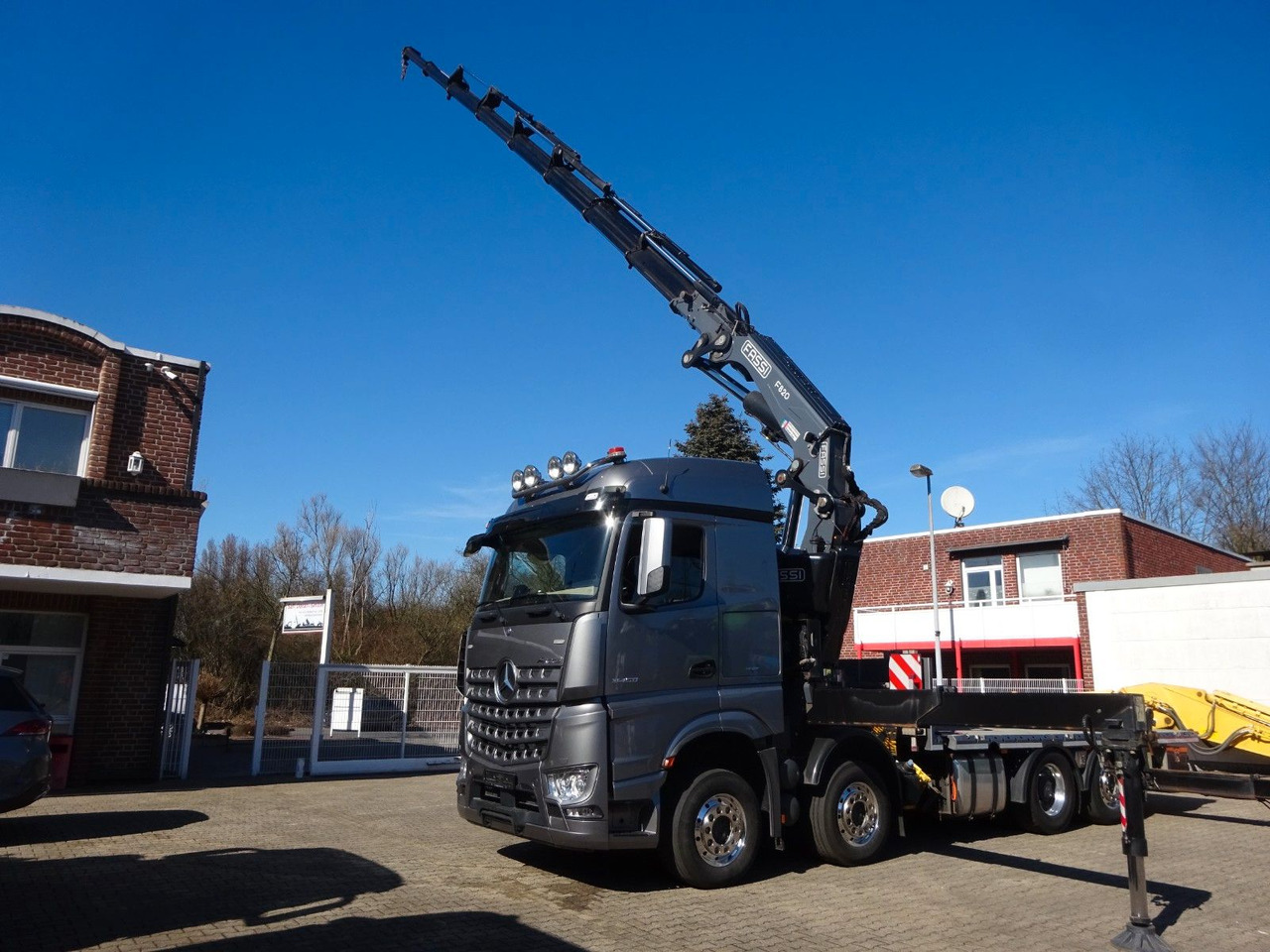 Mercedes-Benz 3453 Plattform + Fassi F820 Kran 8x2 Mercedes-Benz 3453 FASSI F820 Kran 8x Hydr. Ausschub - Kamion s kranom, Kamion s otvorenim sandukom: slika Mercedes-Benz 3453 Plattform + Fassi F820 Kran 8x2 Mercedes-Benz 3453 FASSI F820 Kran 8x Hydr. Ausschub - Kamion s kranom, Kamion s otvorenim sandukom Mercedes-Benz 3453 Plattform + Fassi F820 Kran 8x2 Mercedes-Benz 3453 FASSI F820 Kran 8x Hydr. Ausschub - Kamion s kranom, Kamion s otvorenim sandukom: slika Mercedes-Benz 3453 Plattform + Fassi F820 Kran 8x2 Mercedes-Benz 3453 FASSI F820 Kran 8x Hydr. Ausschub - Kamion s kranom, Kamion s otvorenim sandukom