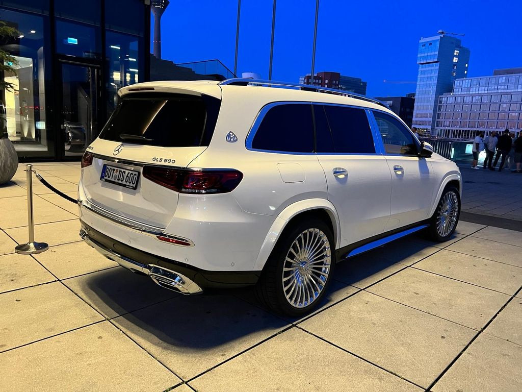 Mercedes-Benz GLS 600 Maybach 4Matic | 23 ZOLL | BURMESTER - SUV: slika Mercedes-Benz GLS 600 Maybach 4Matic | 23 ZOLL | BURMESTER - SUV Mercedes-Benz GLS 600 Maybach 4Matic | 23 ZOLL | BURMESTER - SUV: slika Mercedes-Benz GLS 600 Maybach 4Matic | 23 ZOLL | BURMESTER - SUV