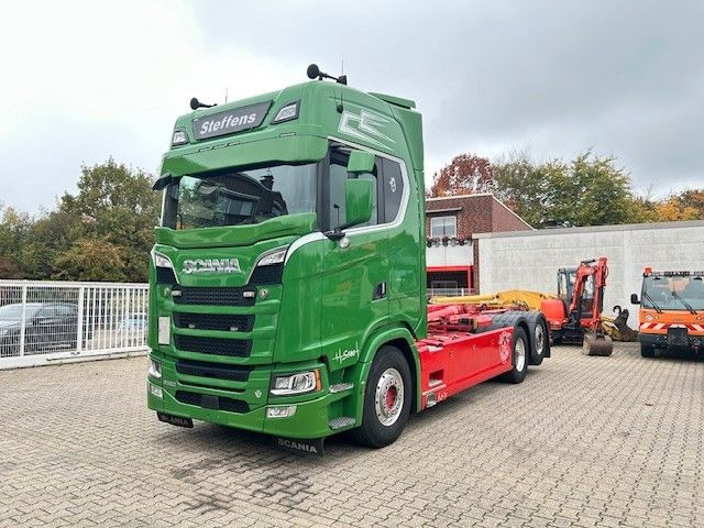 Scania S580 V8 MEILLER Abroller mit Lift+Lenkachse 6x2 - Kamion s kukastom dizalicom: slika Scania S580 V8 MEILLER Abroller mit Lift+Lenkachse 6x2 - Kamion s kukastom dizalicom Scania S580 V8 MEILLER Abroller mit Lift+Lenkachse 6x2 - Kamion s kukastom dizalicom: slika Scania S580 V8 MEILLER Abroller mit Lift+Lenkachse 6x2 - Kamion s kukastom dizalicom