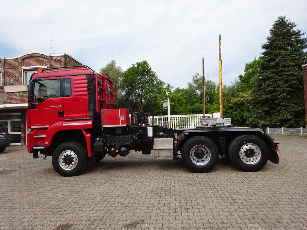 MAN 28.500 TGS mit Lift+Lenkachse Allrad - Tegljač: slika MAN 28.500 TGS mit Lift+Lenkachse Allrad - Tegljač MAN 28.500 TGS mit Lift+Lenkachse Allrad - Tegljač: slika MAN 28.500 TGS mit Lift+Lenkachse Allrad - Tegljač