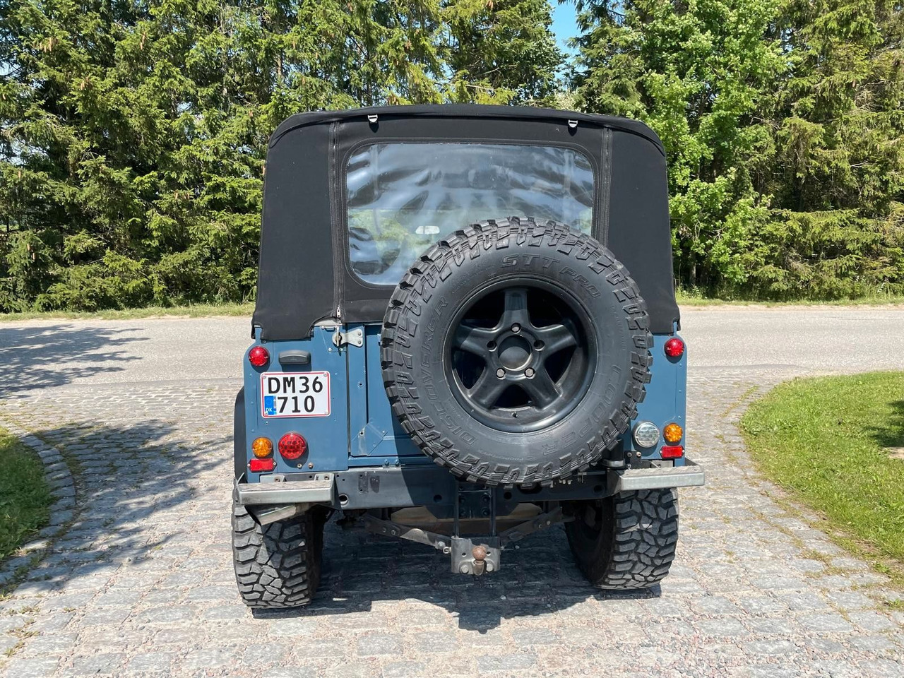 Land Rover LR Defender 90 Soft Top V8 Automatic 60000 brutt Land Rover LR Defender 90 SoftTop V8 Automatic - Pick-up: slika Land Rover LR Defender 90 Soft Top V8 Automatic 60000 brutt Land Rover LR Defender 90 SoftTop V8 Automatic - Pick-up Land Rover LR Defender 90 Soft Top V8 Automatic 60000 brutt Land Rover LR Defender 90 SoftTop V8 Automatic - Pick-up: slika Land Rover LR Defender 90 Soft Top V8 Automatic 60000 brutt Land Rover LR Defender 90 SoftTop V8 Automatic - Pick-up