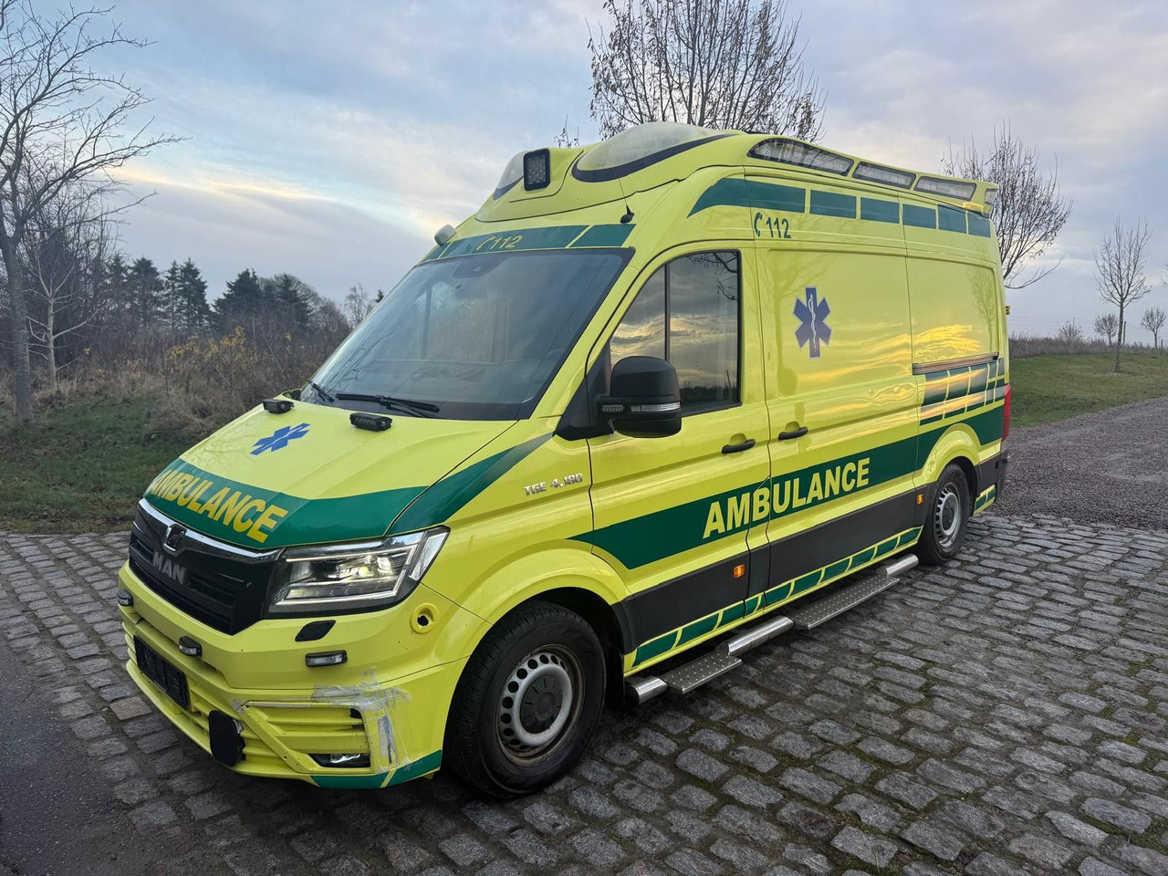 MAN TGE 4.180 Ambulance * 31 900 € netto - Vozilo hitne pomoći: slika MAN TGE 4.180 Ambulance * 31 900 € netto - Vozilo hitne pomoći MAN TGE 4.180 Ambulance * 31 900 € netto - Vozilo hitne pomoći: slika MAN TGE 4.180 Ambulance * 31 900 € netto - Vozilo hitne pomoći