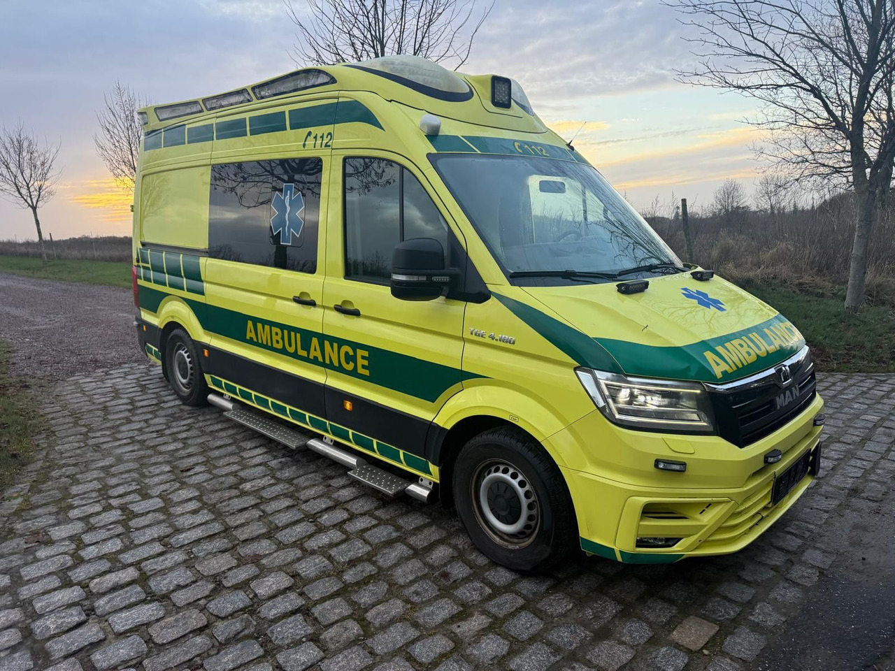 MAN TGE 4.180 Ambulance * 31 900 € netto - Vozilo hitne pomoći: slika MAN TGE 4.180 Ambulance * 31 900 € netto - Vozilo hitne pomoći MAN TGE 4.180 Ambulance * 31 900 € netto - Vozilo hitne pomoći: slika MAN TGE 4.180 Ambulance * 31 900 € netto - Vozilo hitne pomoći