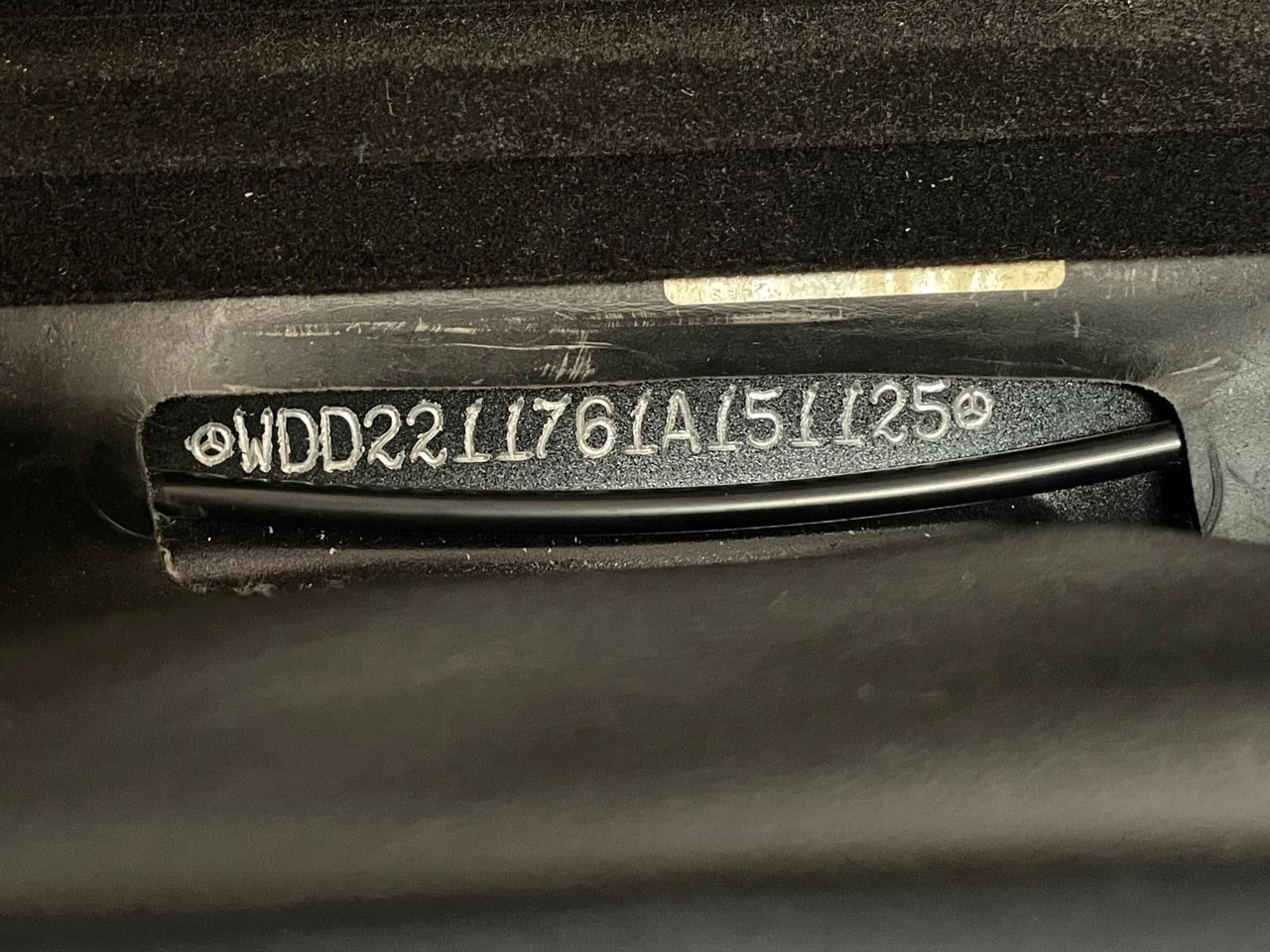 Karavan Mercedes-Benz S 600 S-Klasse Limousine: slika Karavan Mercedes-Benz S 600 S-Klasse Limousine