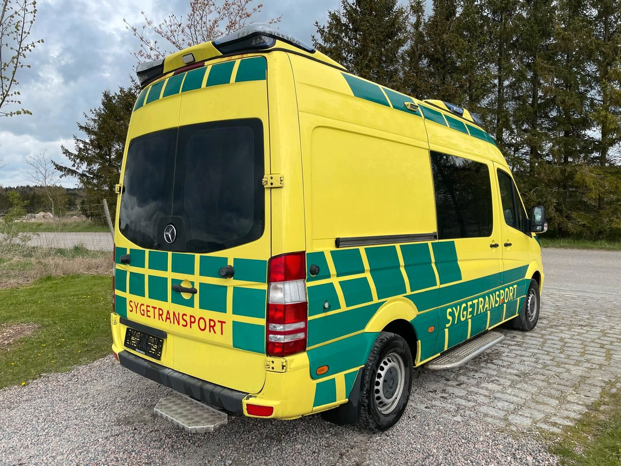 Mercedes-Benz Sprinter 316 CDI Ambulance Electric STRYKER Bed Mercedes-Benz Sprinter 316 CDI Electric-STRYKER *19920€ netto - Vozilo hitne pomoći: slika Mercedes-Benz Sprinter 316 CDI Ambulance Electric STRYKER Bed Mercedes-Benz Sprinter 316 CDI Electric-STRYKER *19920€ netto - Vozilo hitne pomoći Mercedes-Benz Sprinter 316 CDI Ambulance Electric STRYKER Bed Mercedes-Benz Sprinter 316 CDI Electric-STRYKER *19920€ netto - Vozilo hitne pomoći: slika Mercedes-Benz Sprinter 316 CDI Ambulance Electric STRYKER Bed Mercedes-Benz Sprinter 316 CDI Electric-STRYKER *19920€ netto - Vozilo hitne pomoći