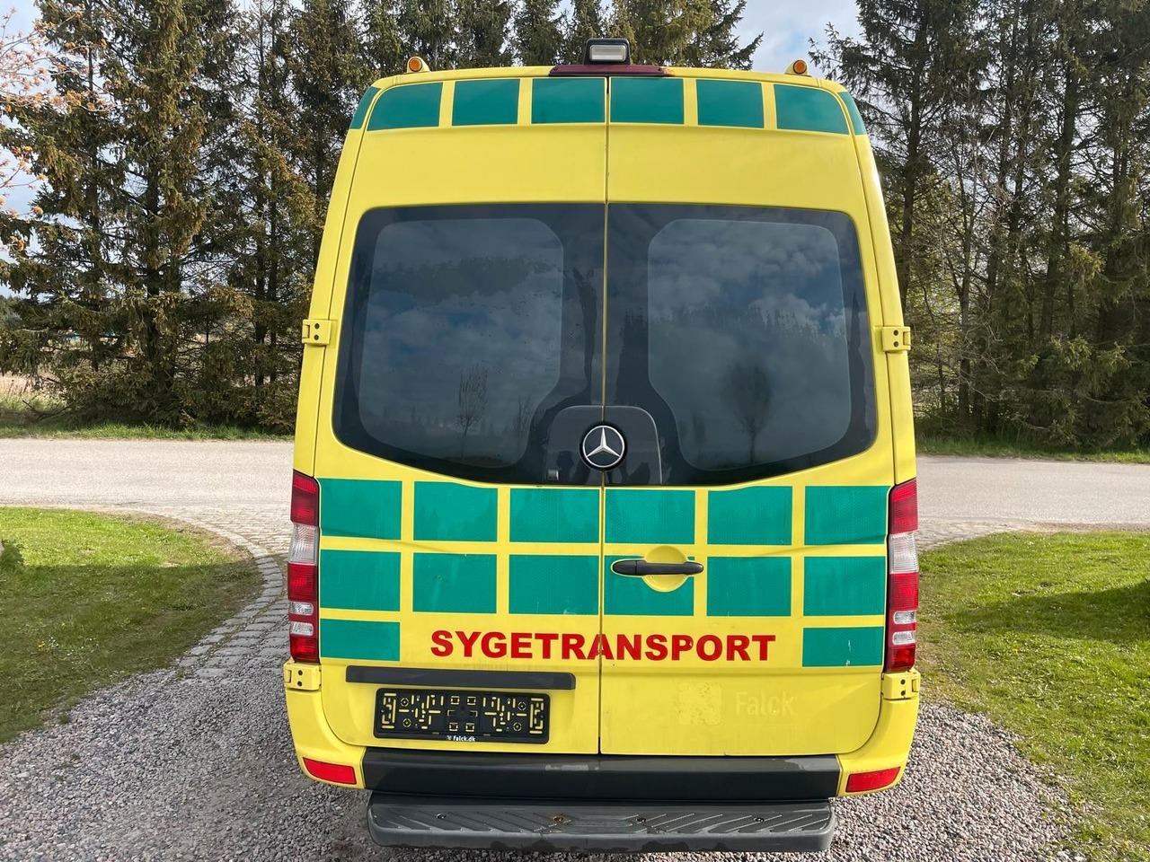 Mercedes-Benz Sprinter II Kasten 316 CDI Ambulance * - Vozilo hitne pomoći: slika Mercedes-Benz Sprinter II Kasten 316 CDI Ambulance * - Vozilo hitne pomoći Mercedes-Benz Sprinter II Kasten 316 CDI Ambulance * - Vozilo hitne pomoći: slika Mercedes-Benz Sprinter II Kasten 316 CDI Ambulance * - Vozilo hitne pomoći