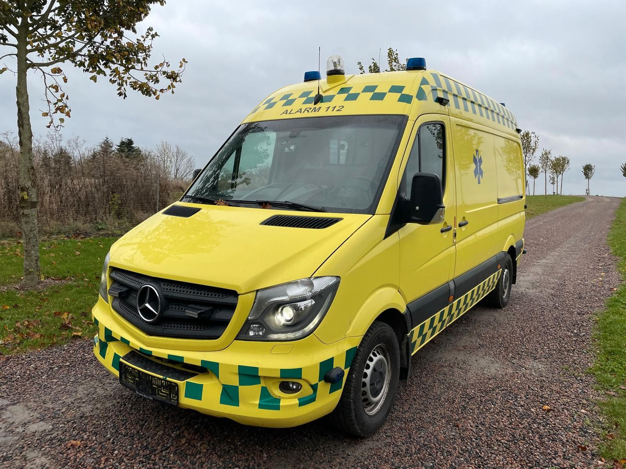 Mercedes-Benz Sprinter II Kasten 316 CDI Aut Ambulance - Vozilo hitne pomoći: slika Mercedes-Benz Sprinter II Kasten 316 CDI Aut Ambulance - Vozilo hitne pomoći Mercedes-Benz Sprinter II Kasten 316 CDI Aut Ambulance - Vozilo hitne pomoći: slika Mercedes-Benz Sprinter II Kasten 316 CDI Aut Ambulance - Vozilo hitne pomoći