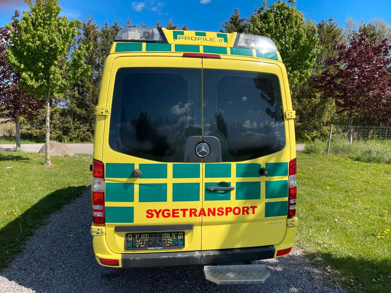 Mercedes-Benz Sprinter II Kasten 316 CDI Aut Ambulance* - Vozilo hitne pomoći: slika Mercedes-Benz Sprinter II Kasten 316 CDI Aut Ambulance* - Vozilo hitne pomoći Mercedes-Benz Sprinter II Kasten 316 CDI Aut Ambulance* - Vozilo hitne pomoći: slika Mercedes-Benz Sprinter II Kasten 316 CDI Aut Ambulance* - Vozilo hitne pomoći