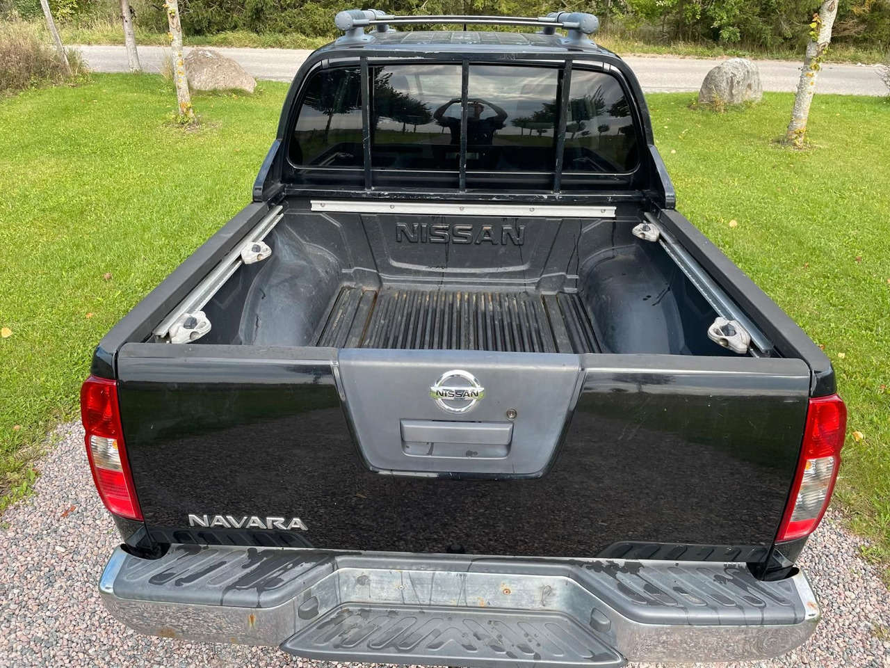 Nissan Navara Pickup Double Cab LE V6 4x4 LB - SUV: slika Nissan Navara Pickup Double Cab LE V6 4x4 LB - SUV Nissan Navara Pickup Double Cab LE V6 4x4 LB - SUV: slika Nissan Navara Pickup Double Cab LE V6 4x4 LB - SUV