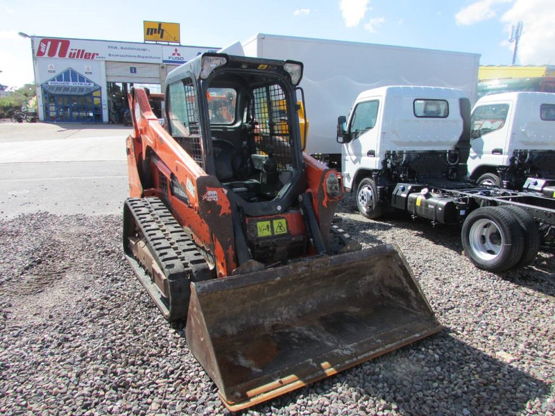 Bobcat T 590 High Flow Kompaktlader 26.000 EUR - Mini utovarivač: slika Bobcat T 590 High Flow Kompaktlader 26.000 EUR - Mini utovarivač Bobcat T 590 High Flow Kompaktlader 26.000 EUR - Mini utovarivač: slika Bobcat T 590 High Flow Kompaktlader 26.000 EUR - Mini utovarivač