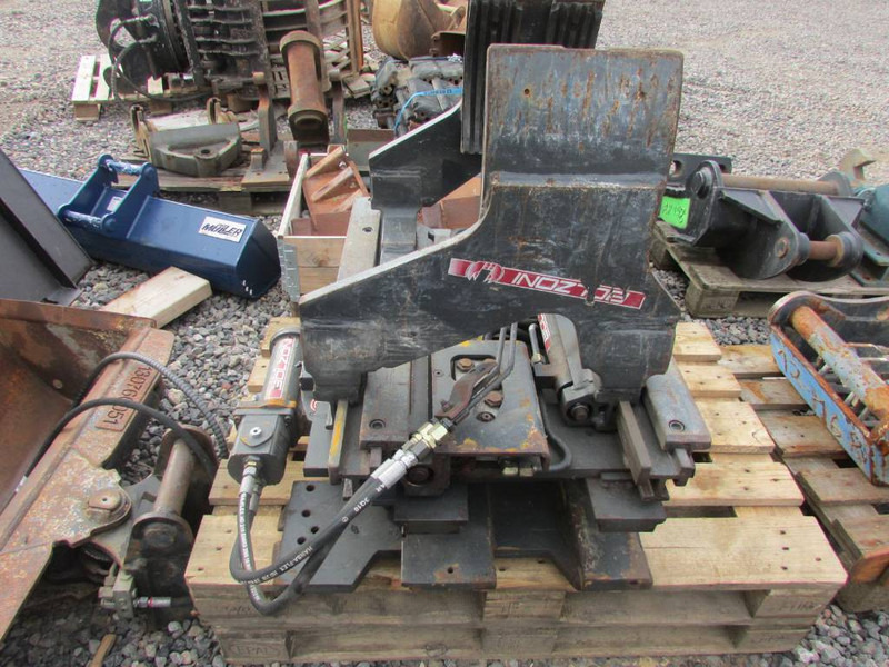 Bolzoni Fassgreifer drum clamp KG 06T2A SP - Hvataljka za Oprema za rukovanje materijalima: slika Bolzoni Fassgreifer drum clamp KG 06T2A SP - Hvataljka za Oprema za rukovanje materijalima Bolzoni Fassgreifer drum clamp KG 06T2A SP - Hvataljka za Oprema za rukovanje materijalima: slika Bolzoni Fassgreifer drum clamp KG 06T2A SP - Hvataljka za Oprema za rukovanje materijalima