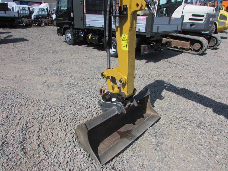 Cat 303.5 E2 CR Minibagger 33.000 EUR - Mini bager: slika Cat 303.5 E2 CR Minibagger 33.000 EUR - Mini bager Cat 303.5 E2 CR Minibagger 33.000 EUR - Mini bager: slika Cat 303.5 E2 CR Minibagger 33.000 EUR - Mini bager