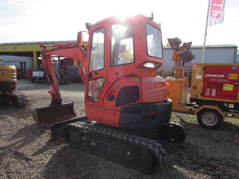 Kubota U 35-3 alpha 3 Minibagger 22.000 EUR - Mini bager: slika Kubota U 35-3 alpha 3 Minibagger 22.000 EUR - Mini bager Kubota U 35-3 alpha 3 Minibagger 22.000 EUR - Mini bager: slika Kubota U 35-3 alpha 3 Minibagger 22.000 EUR - Mini bager