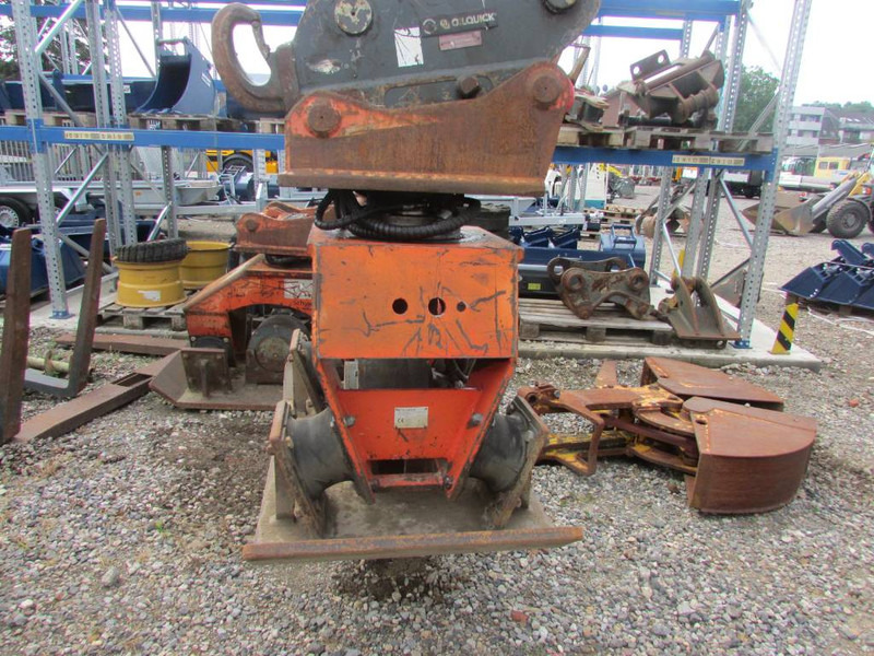 MTS VP 14-8 Anbauverdichter OQ 65 / 7.000 EUR - Vibro ploča: slika MTS VP 14-8 Anbauverdichter OQ 65 / 7.000 EUR - Vibro ploča MTS VP 14-8 Anbauverdichter OQ 65 / 7.000 EUR - Vibro ploča: slika MTS VP 14-8 Anbauverdichter OQ 65 / 7.000 EUR - Vibro ploča