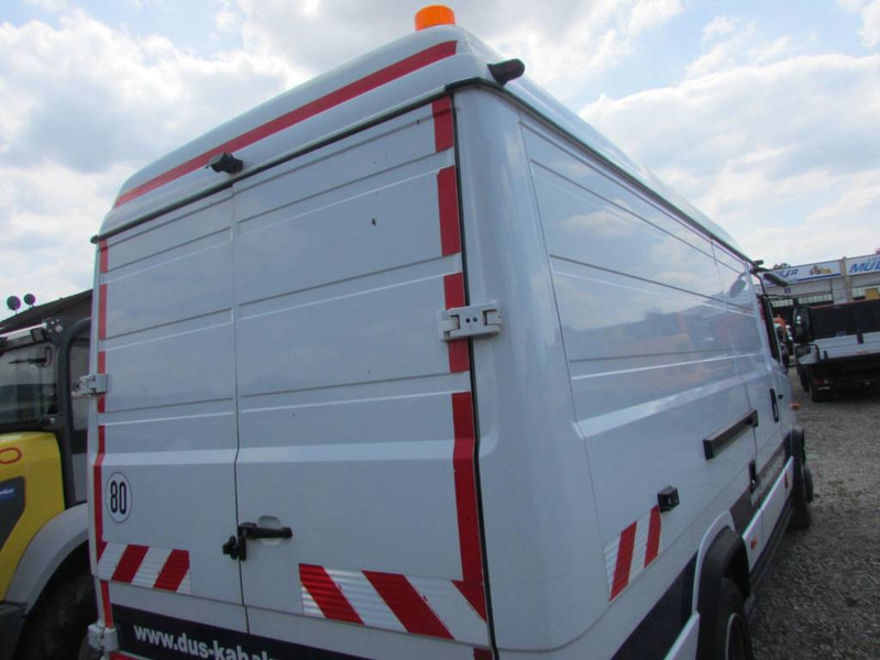 Mercedes-Benz 813 D Vario Kastenwagen - Kamion sandučar: slika Mercedes-Benz 813 D Vario Kastenwagen - Kamion sandučar Mercedes-Benz 813 D Vario Kastenwagen - Kamion sandučar: slika Mercedes-Benz 813 D Vario Kastenwagen - Kamion sandučar