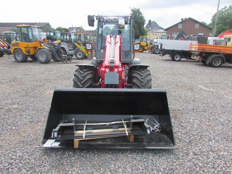 Weidemann 2080Teleskop Radlader 55.000 EUR - Teleskopski utovarivač na kotačima: slika Weidemann 2080Teleskop Radlader 55.000 EUR - Teleskopski utovarivač na kotačima Weidemann 2080Teleskop Radlader 55.000 EUR - Teleskopski utovarivač na kotačima: slika Weidemann 2080Teleskop Radlader 55.000 EUR - Teleskopski utovarivač na kotačima