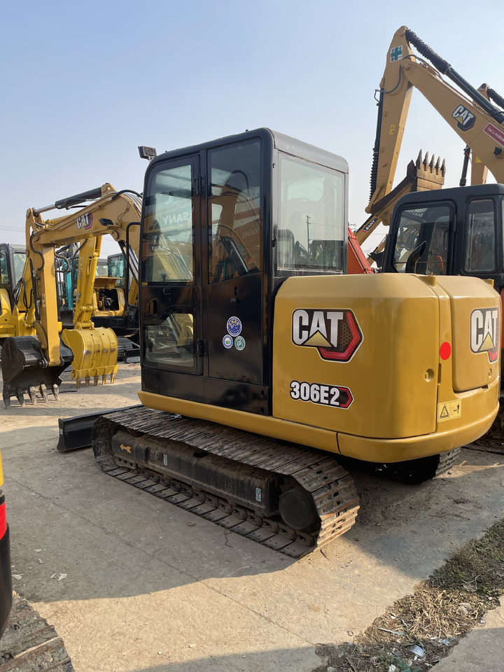 CATERPILLAR 306E2 - Mini bager: slika CATERPILLAR 306E2 - Mini bager CATERPILLAR 306E2 - Mini bager: slika CATERPILLAR 306E2 - Mini bager