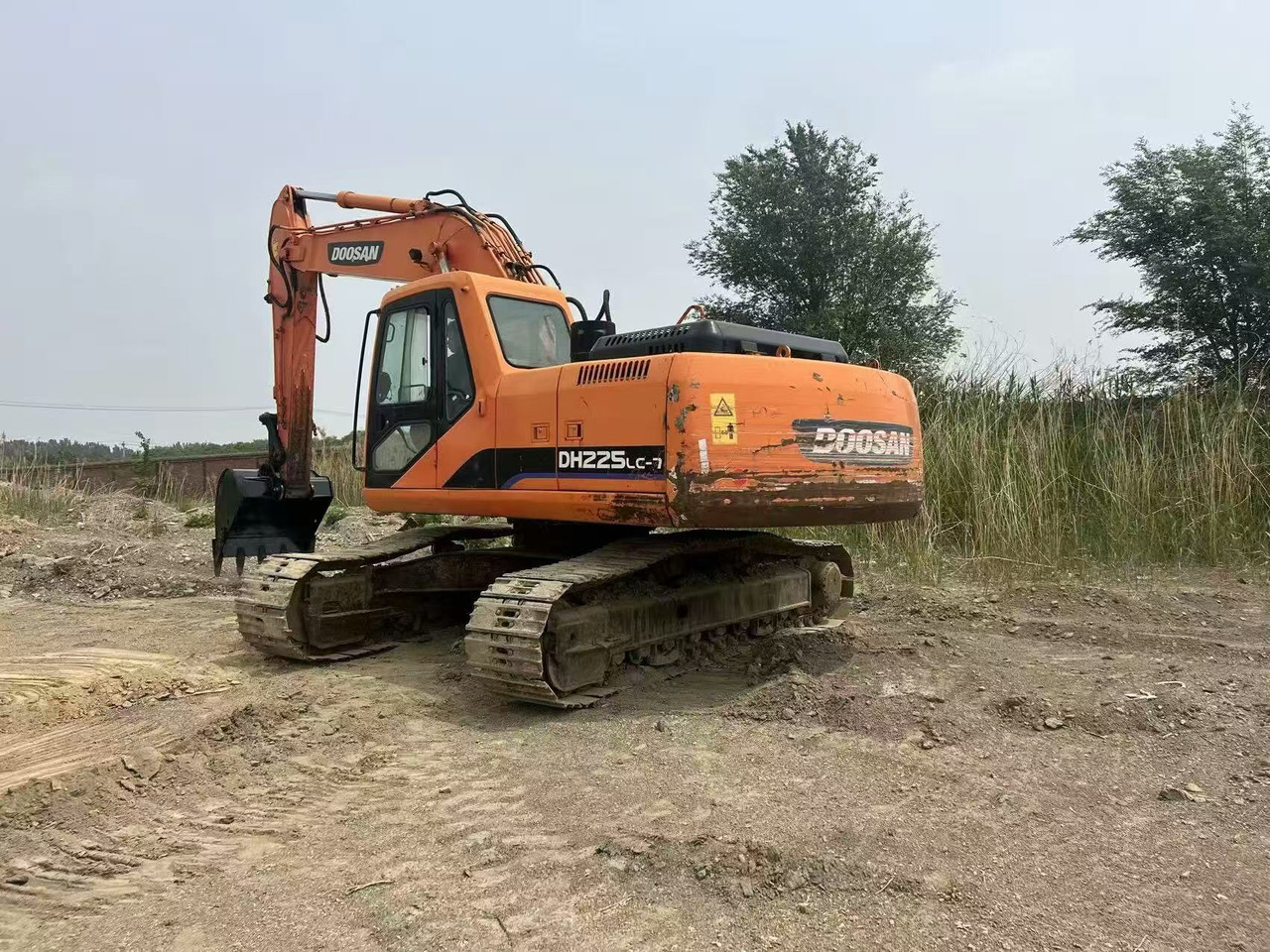 DOOSAN DH225LC-7 - Bager gusjeničar: slika DOOSAN DH225LC-7 - Bager gusjeničar DOOSAN DH225LC-7 - Bager gusjeničar: slika DOOSAN DH225LC-7 - Bager gusjeničar